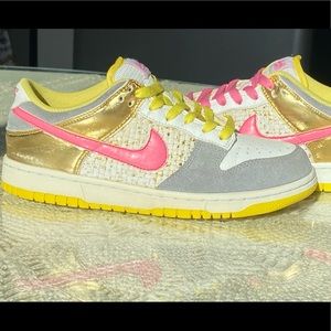 Nike SB dunk 6.0 low (size 8 Women’s)